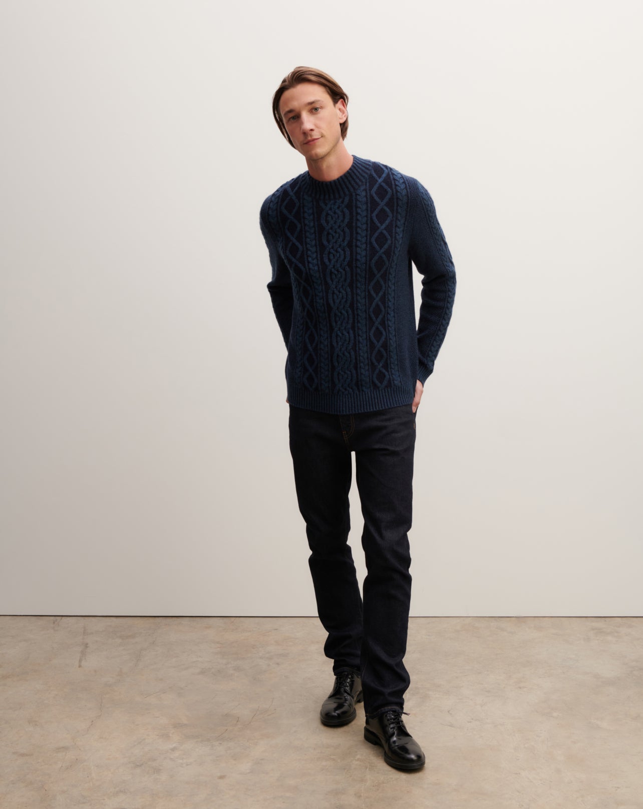 Pull col rond à torsades