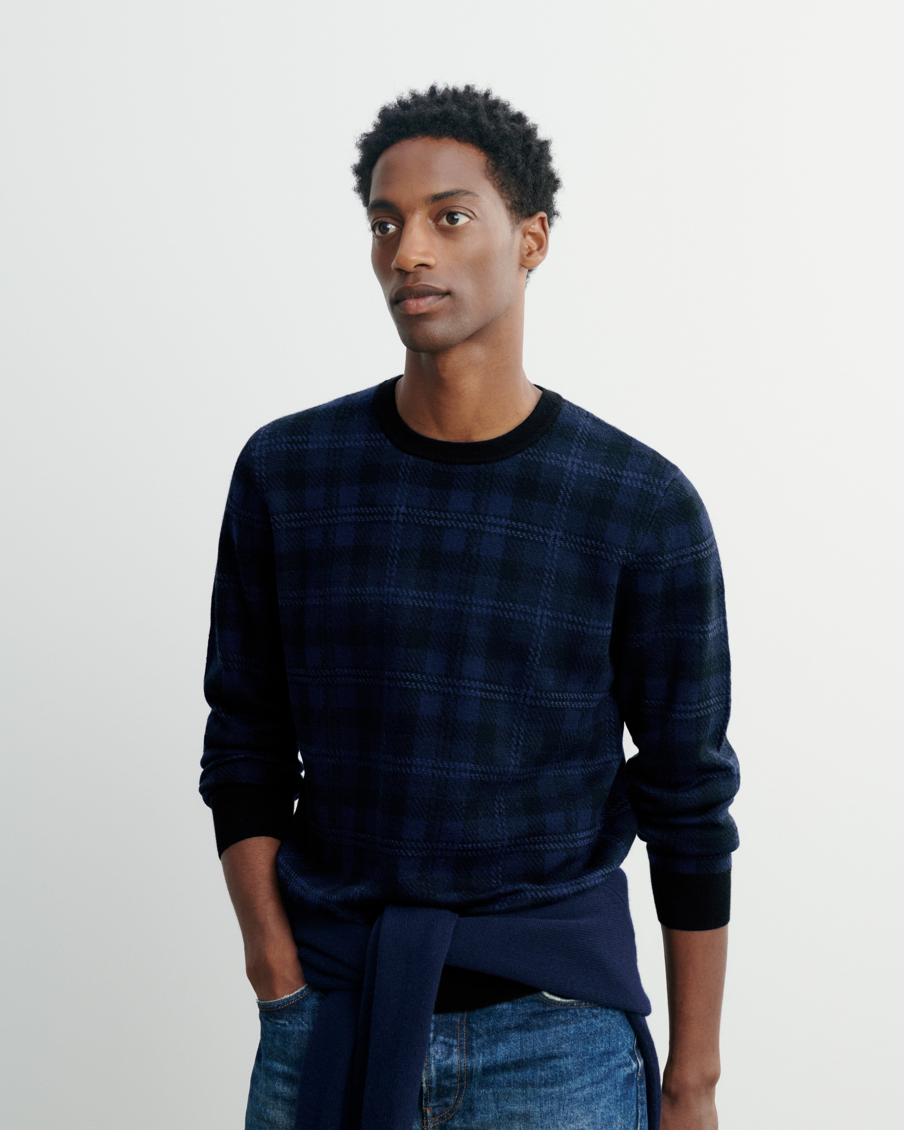 Pull col rond tartan Noir/marine