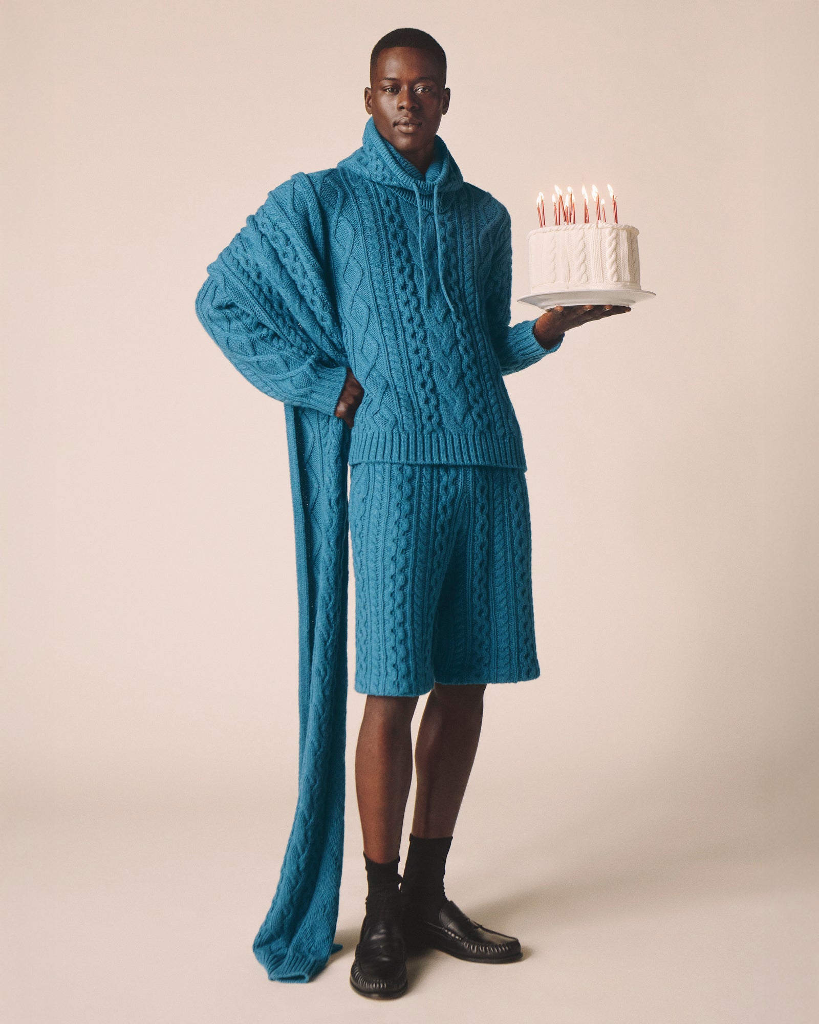 Pull col rond à torsades - les 40 ans-BLEU CANOE-100% cachemire