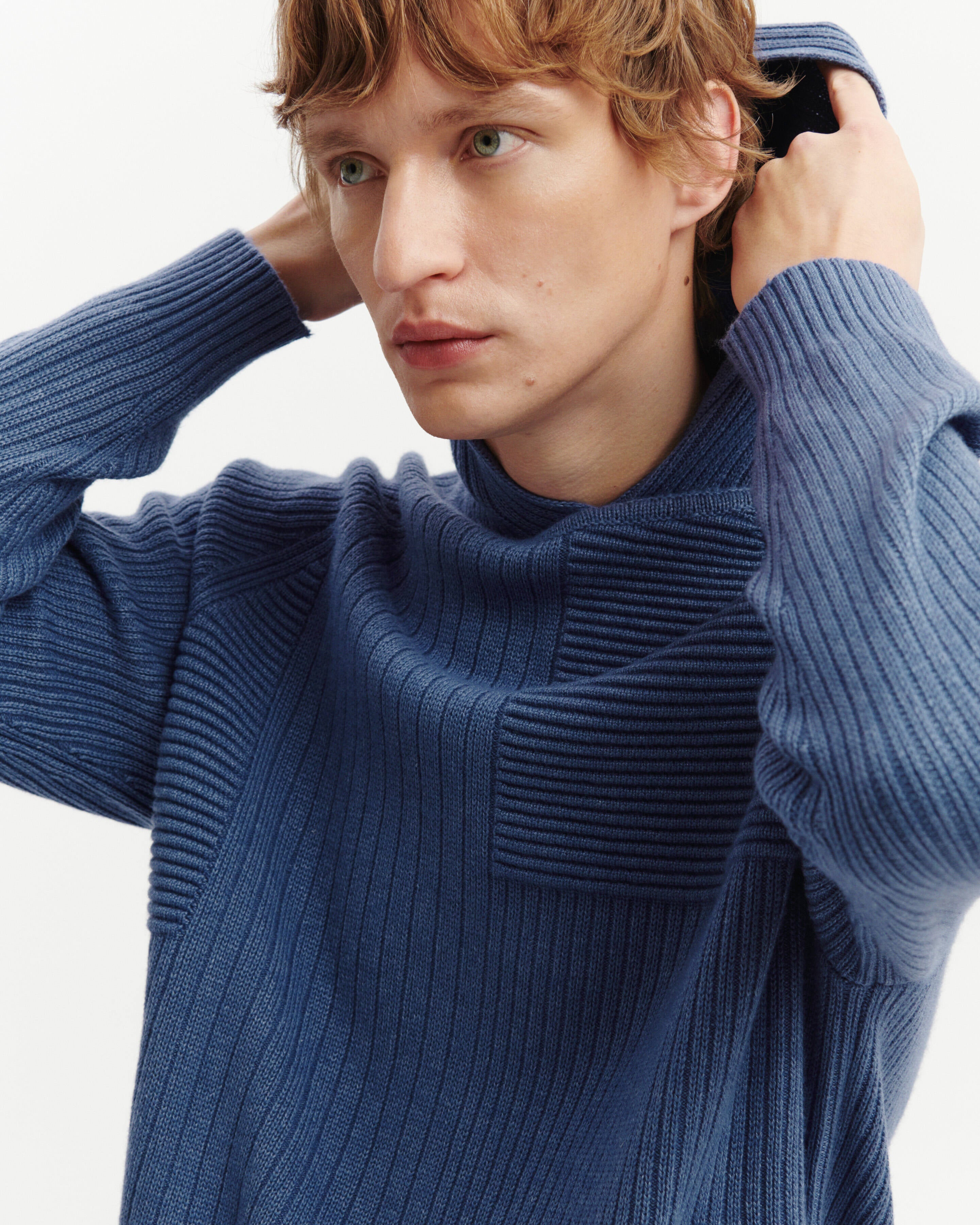 Pull à capuche ottoman-BLEU ATLAS-70% laine 30% cachemire