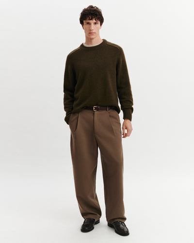 Oversized round neck pullover