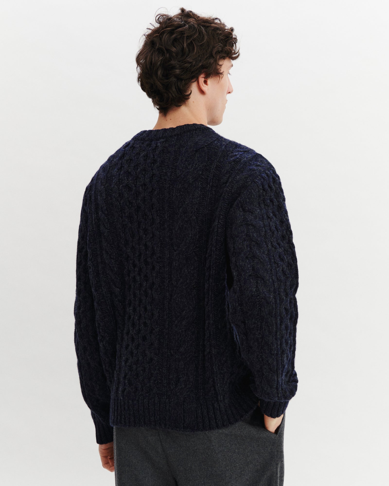 Pull à torsades rayées-MARINE/CHARBON-100% cachemire