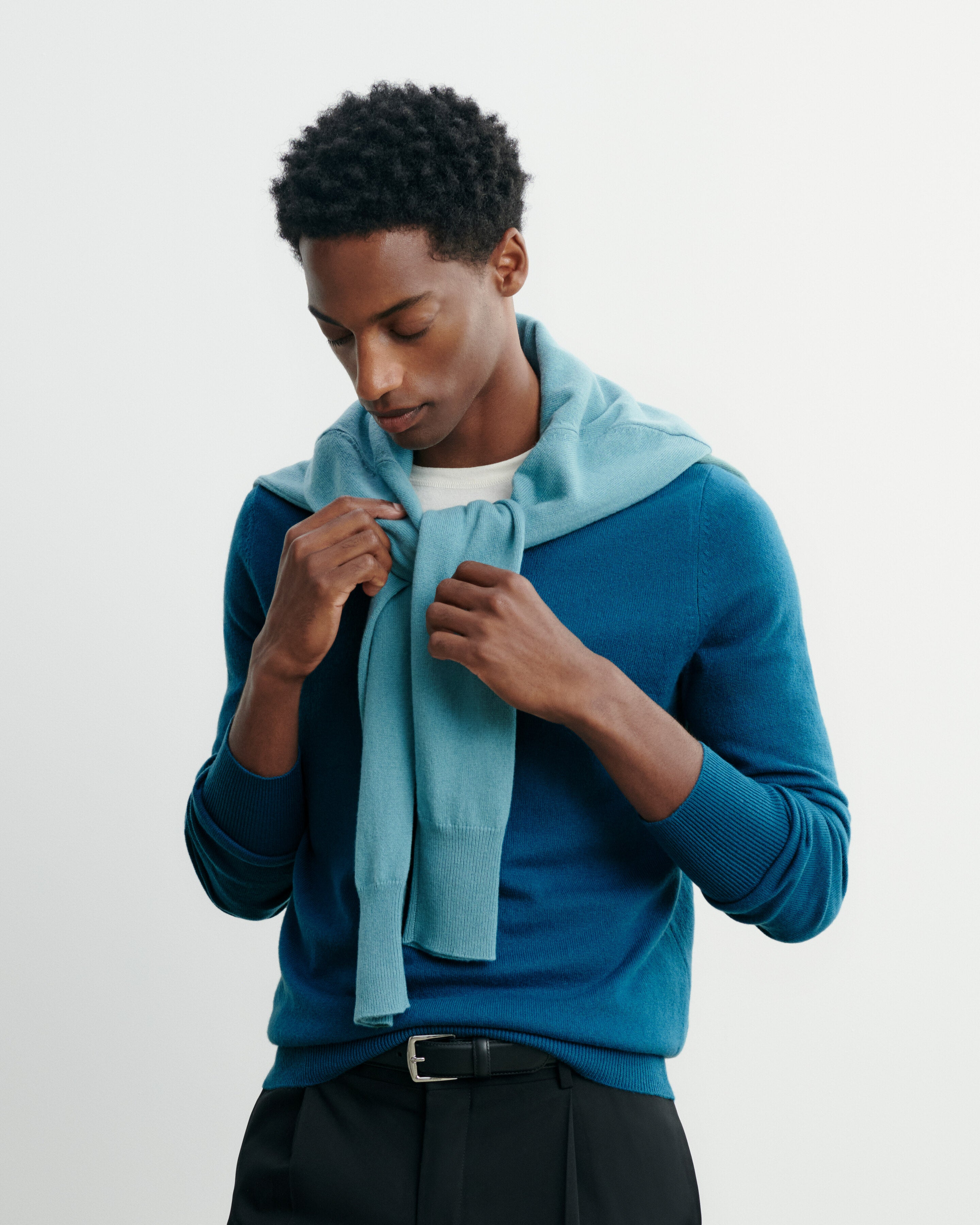 Pull col V classique-BLEU PAGODE-100% cachemire