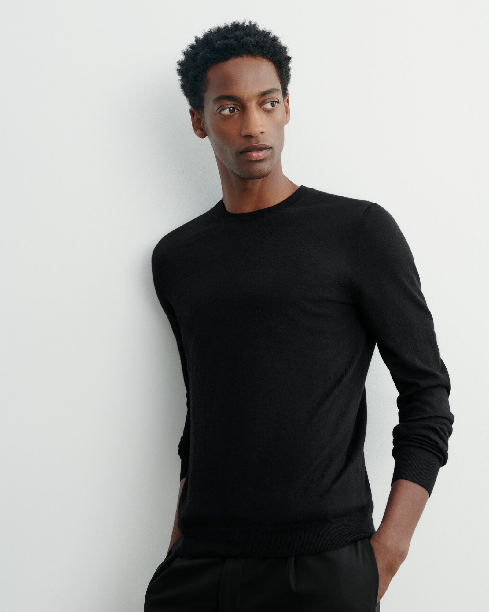 Pull col rond ultrafin-NOIR-100% cachemire