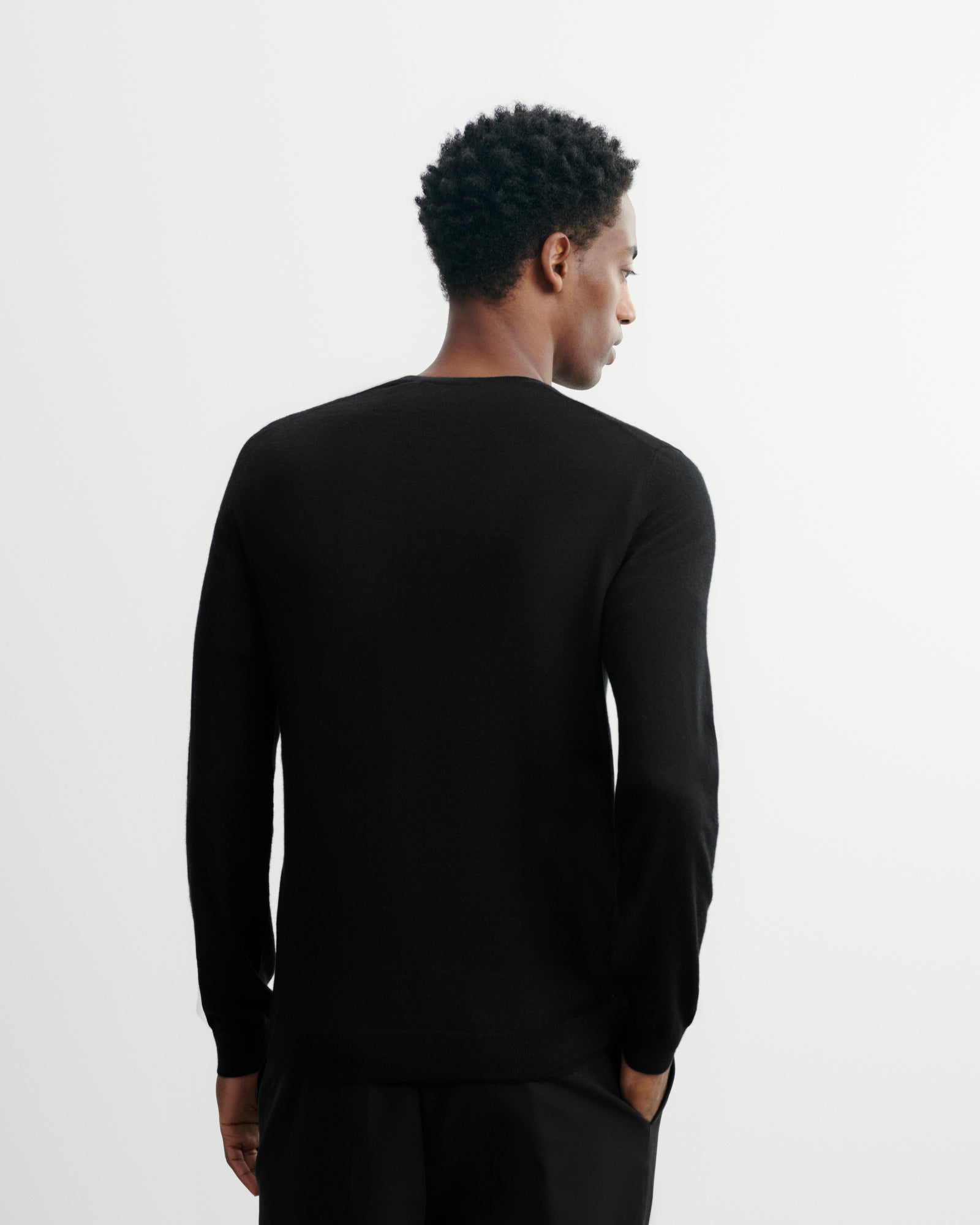 Pull col rond ultrafin-NOIR-100% cachemire