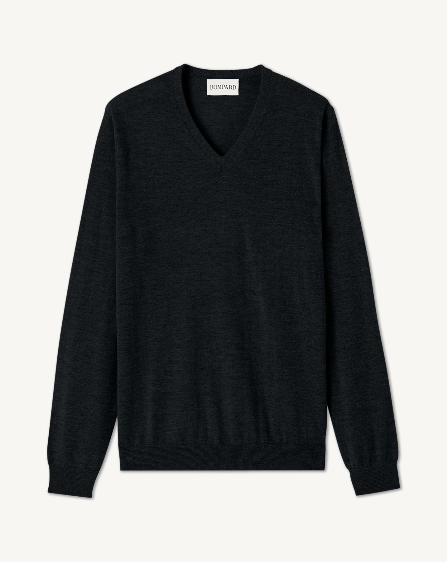 Pull V ultrafin-NOIR-100% CACHEMIRE