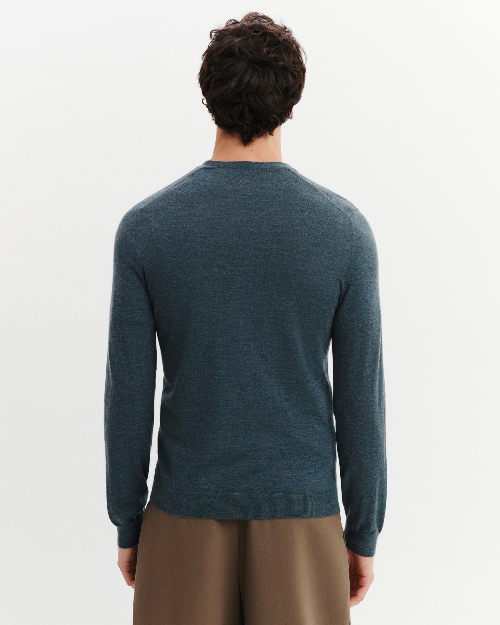 Pull col V ultrafin-BLEU GRANIT-100% cachemire