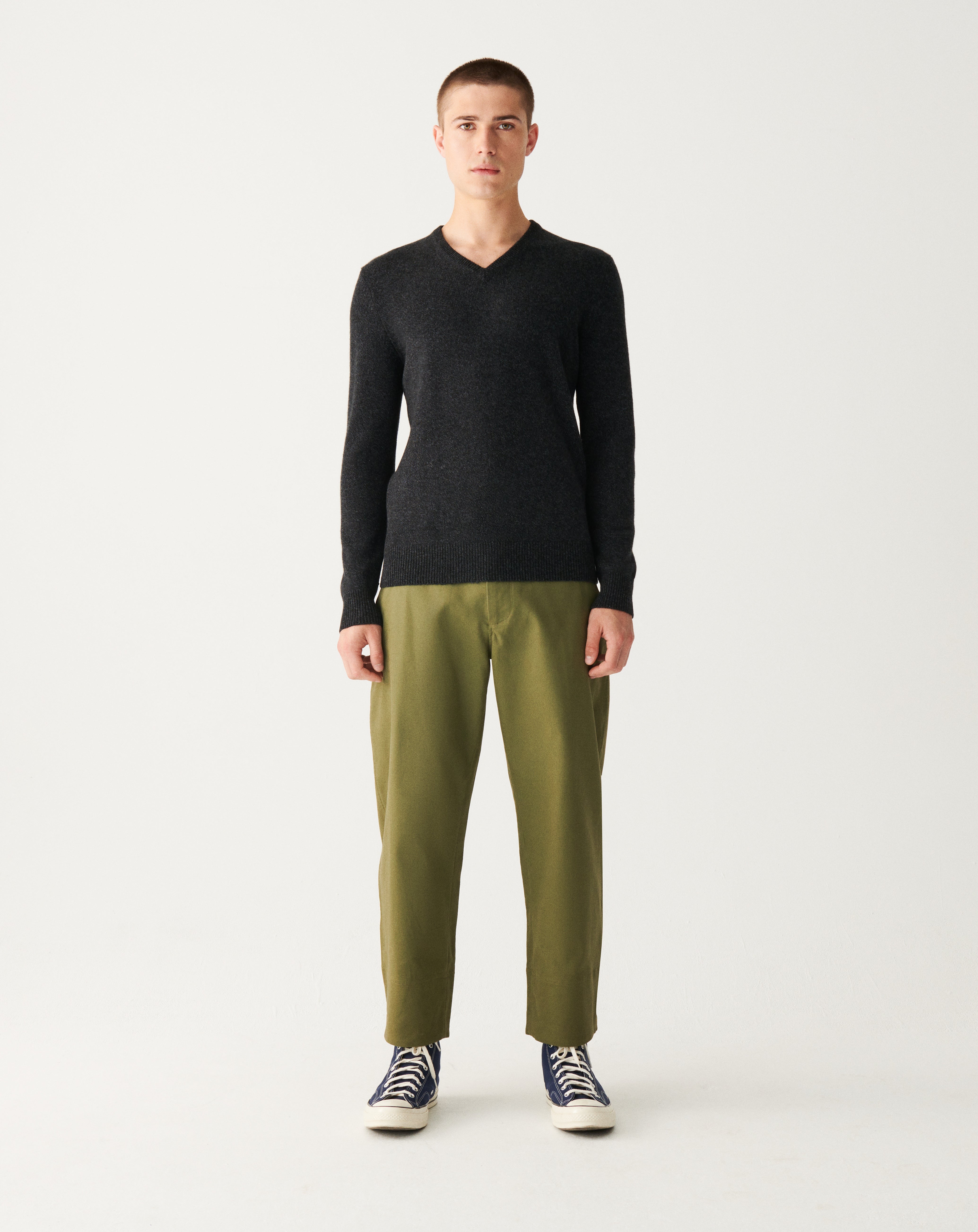 4-Fäden V-Pullover