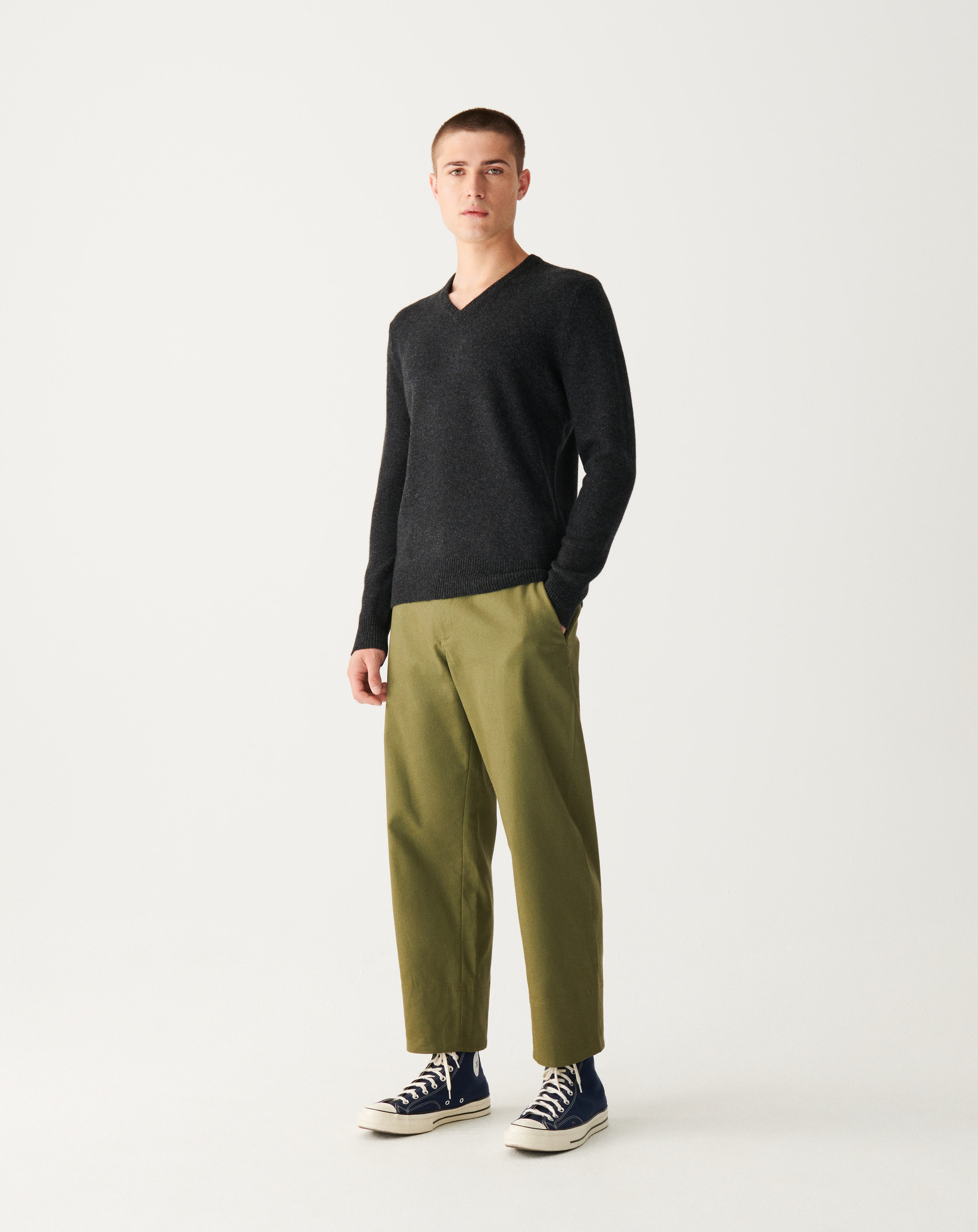 4-Fäden V-Pullover