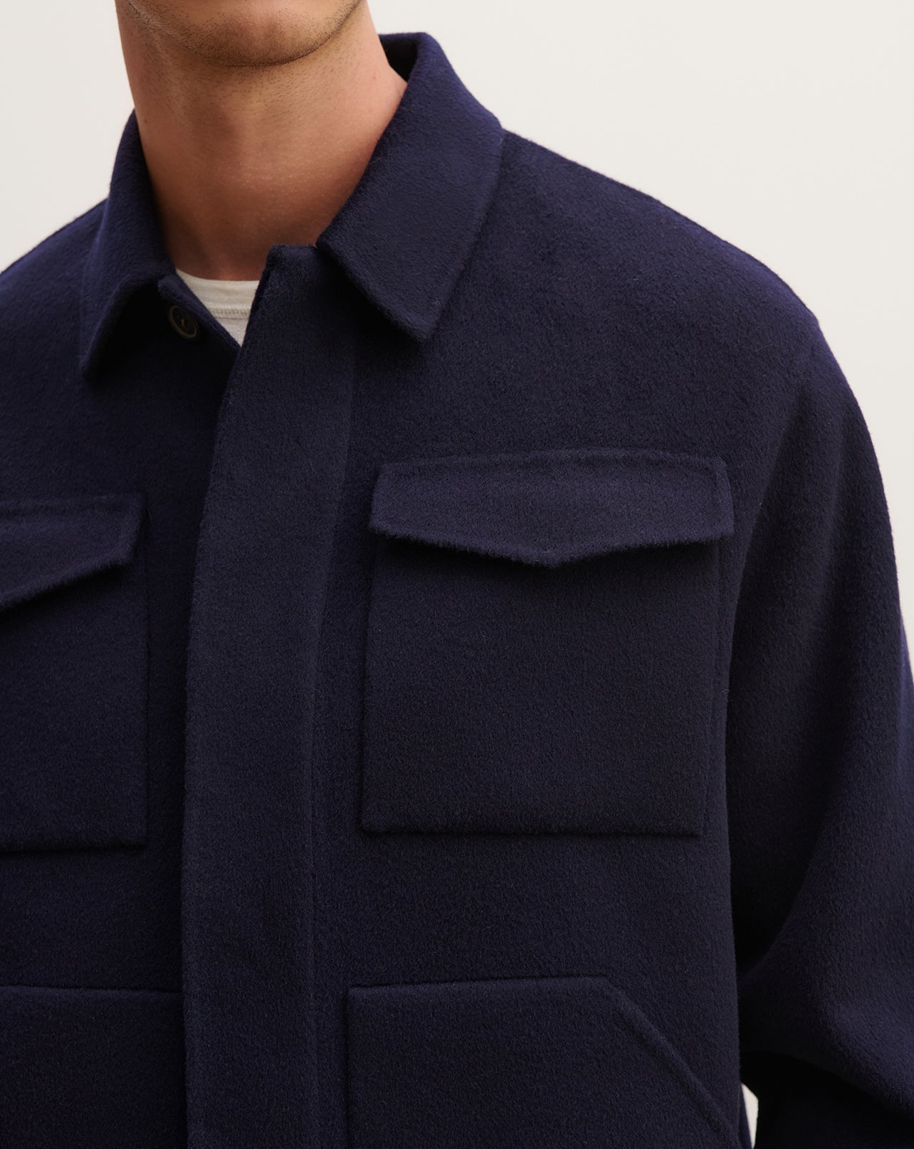 Veste boutonnée à poches-MARINE-90% LAINE 10% CACHEMIRE