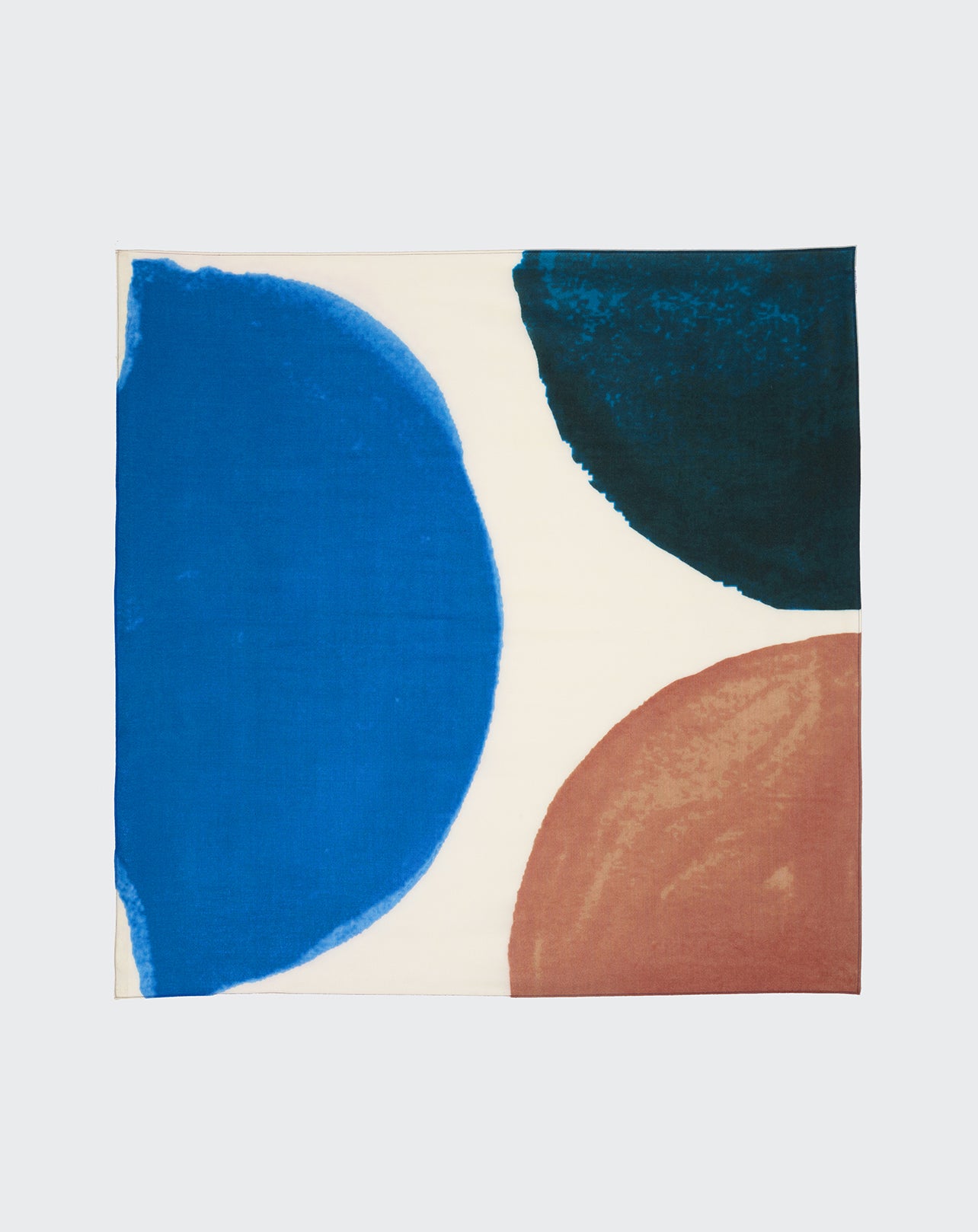 Carré imprimé éclipse-BLEU PIGMENT/VICUNA-100% CACHEMIRE