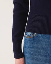 Fitted high neck jumper