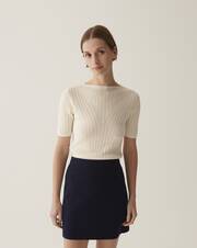Boat neck with ribbed details