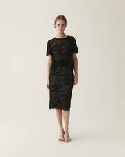 Lace round neck