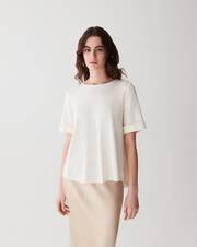 Extrafine round neck jumper with pleat at the back