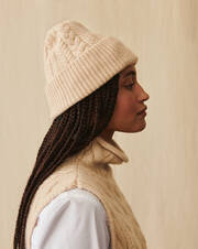 Cable knit hat with turn-up