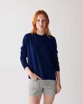 Loose round neck pullover