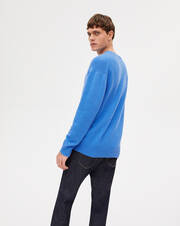 4 ply loose cut V-neck sweater